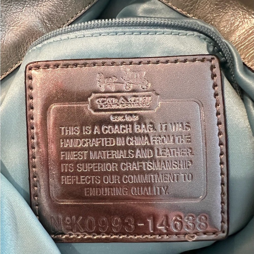 Coach purse - Picture 4 of 4